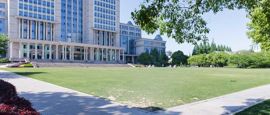 体育类高校排行榜2025：本专科院校录取线全景参考